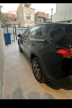 تۆیۆتا ڕاڤ 4